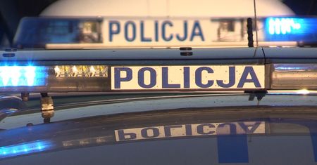 Matka za karę zamknęła dziecko w bagażniku samochodu