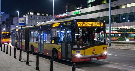 Warszawa. Ważne zmiany w komunikacji miejskiej. Sprawdź koniecznie