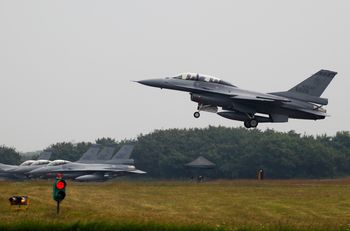 USA wysyłają Tajwanowi 66 myśliwców. Są nowe informacje