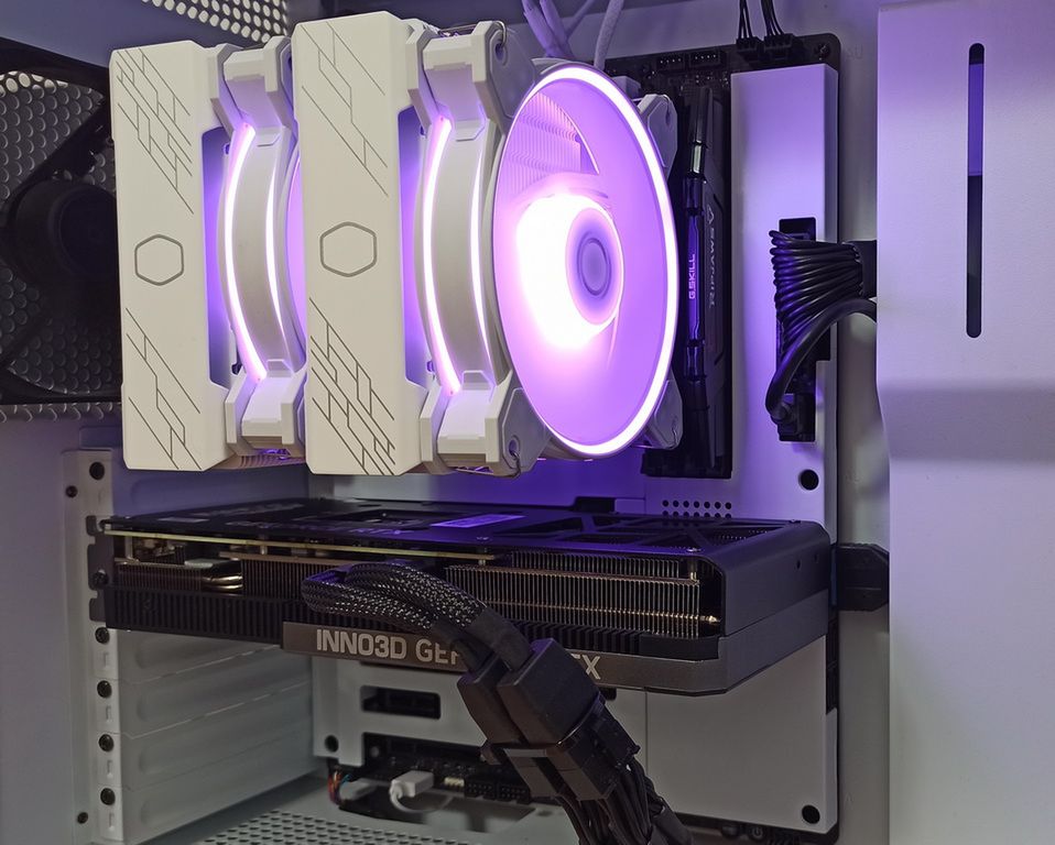 Kulturę pracy RTX 4070 Super w wersji od Inno3D oceniam jako dobrą.