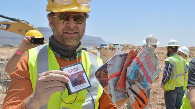 Właśnie tak zarabia się na starych grach! Wykopane egzemplarze E.T. trafią do sprzedaży 1