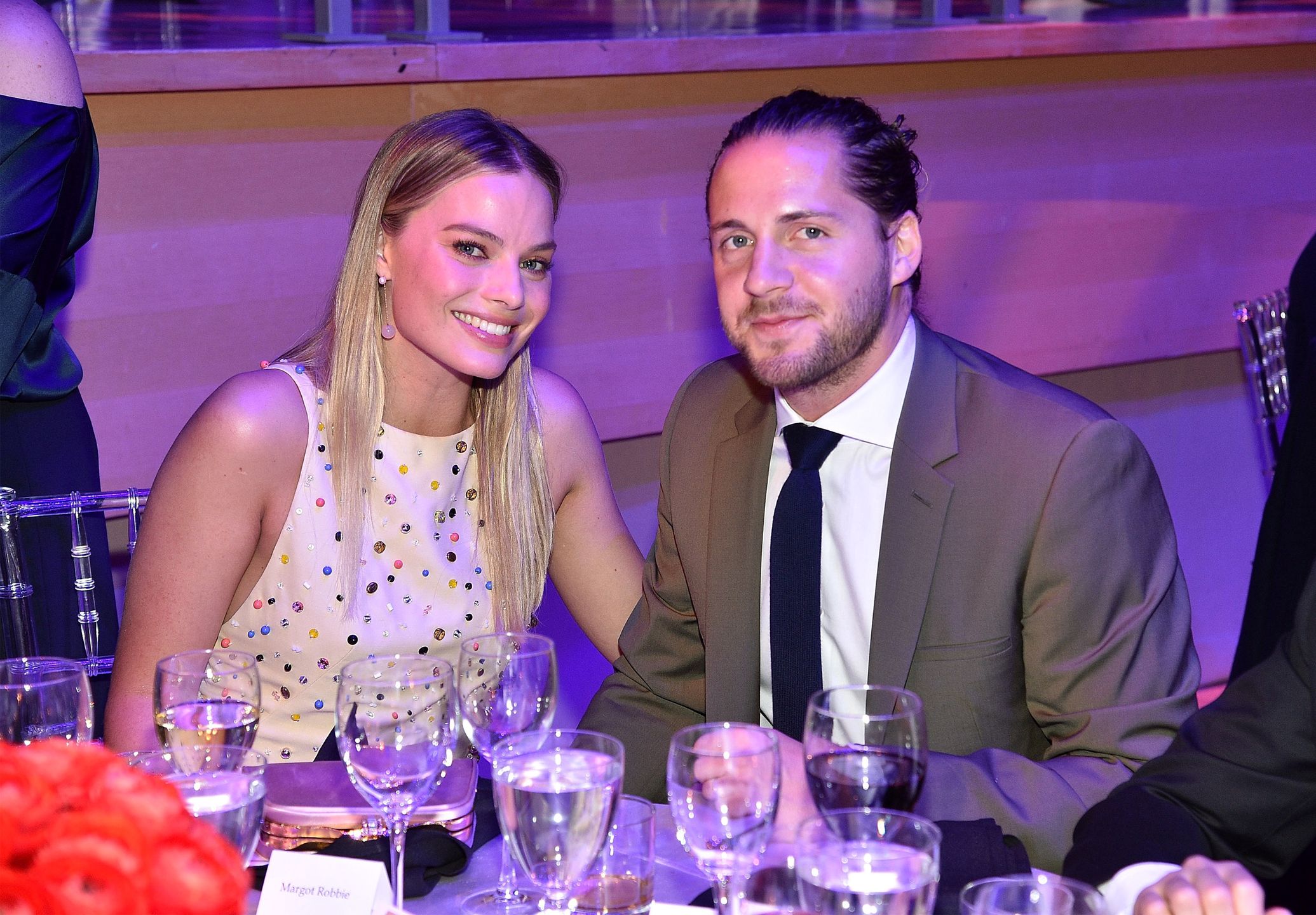 Margot Robbie i Tom Ackerley