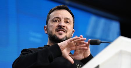 Zełenski odpowiada Trumpowi. "Ukraina ma prawo żądać"