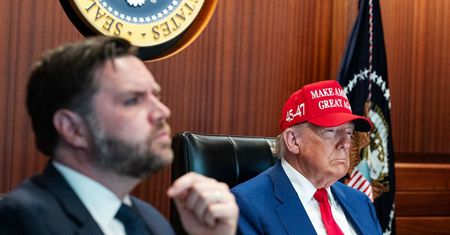 Odwet Iranu. Donald Trump był w pokoju dowodzenia