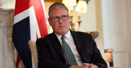 Rozmowy w sprawie Iranu. Starmer wzywa do dyplomacji