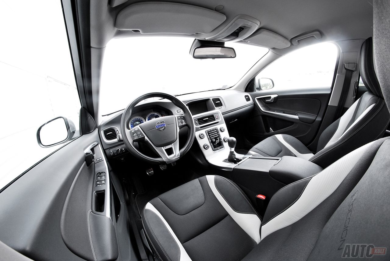 Volvo V60 1.6 T3 - test