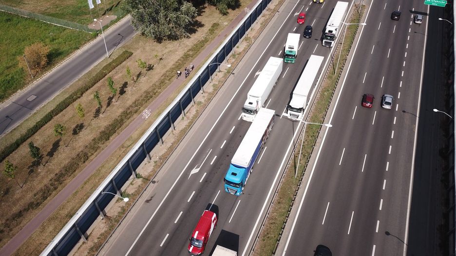 Warszawa. Na trasie S8 doszło do wypadku