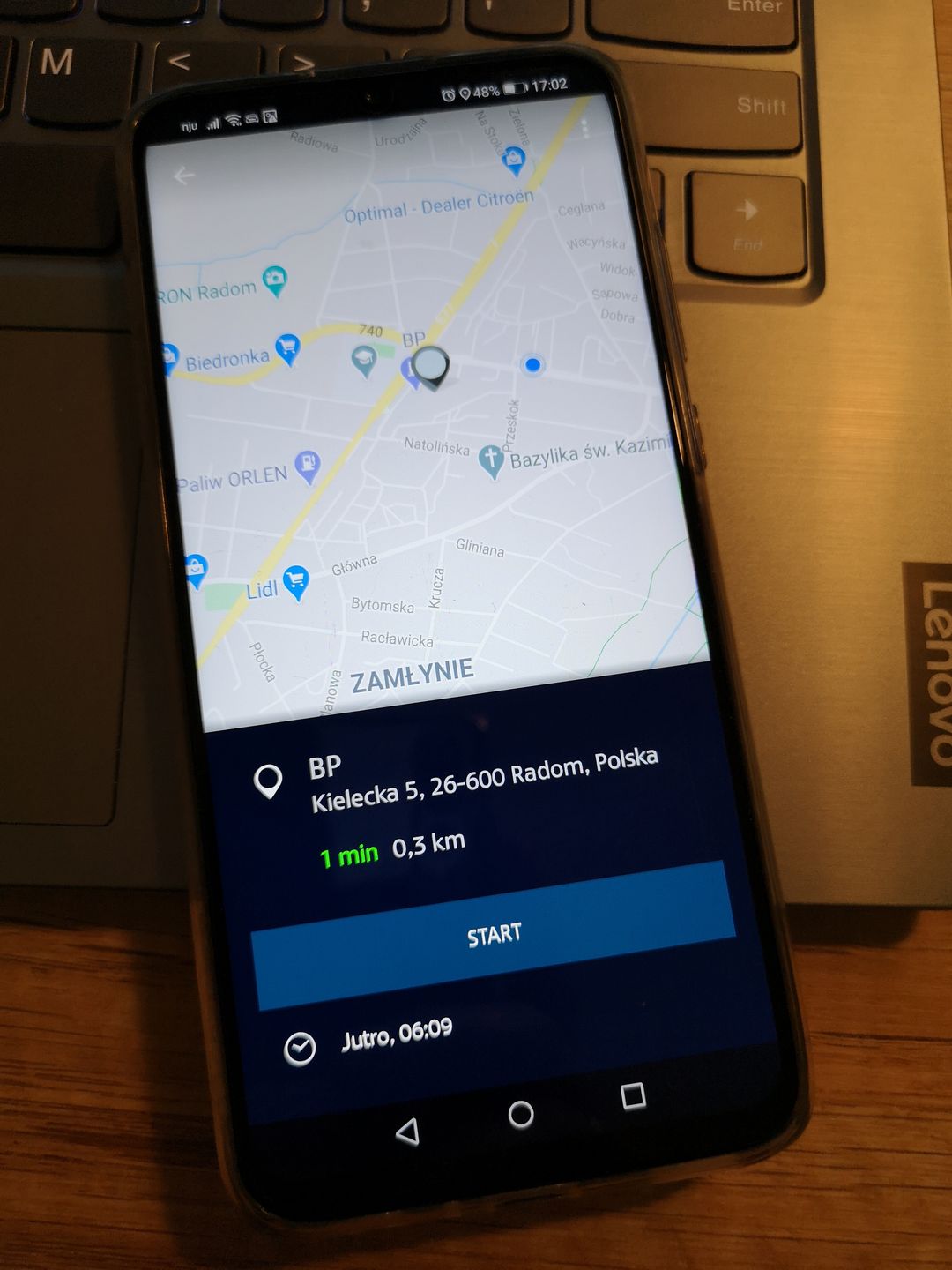 MINI Cooper S: aplikacja MINI Connected, obsługa systemu oraz audio Harman Kardon 7
