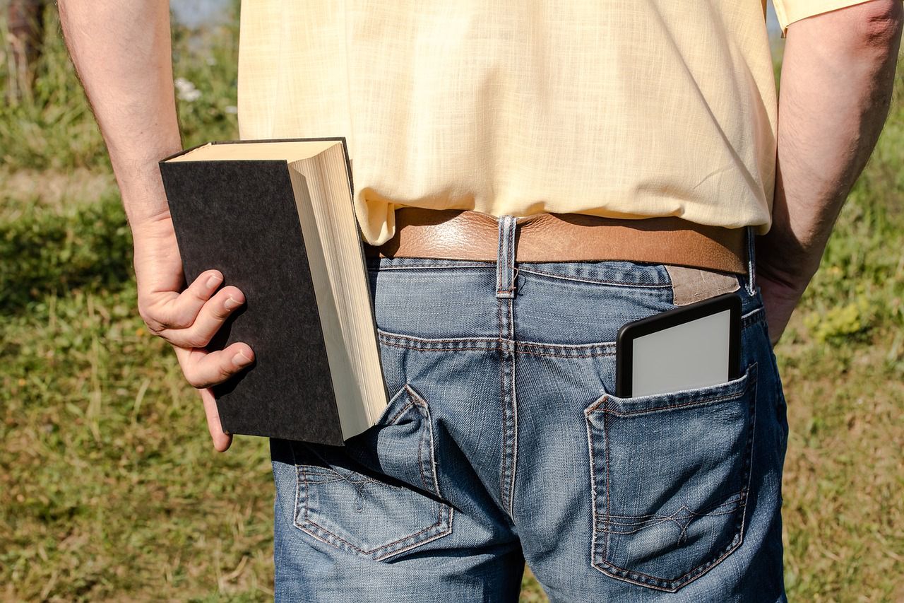 Całą bibliotekę e-booków można nosić w kieszeni
