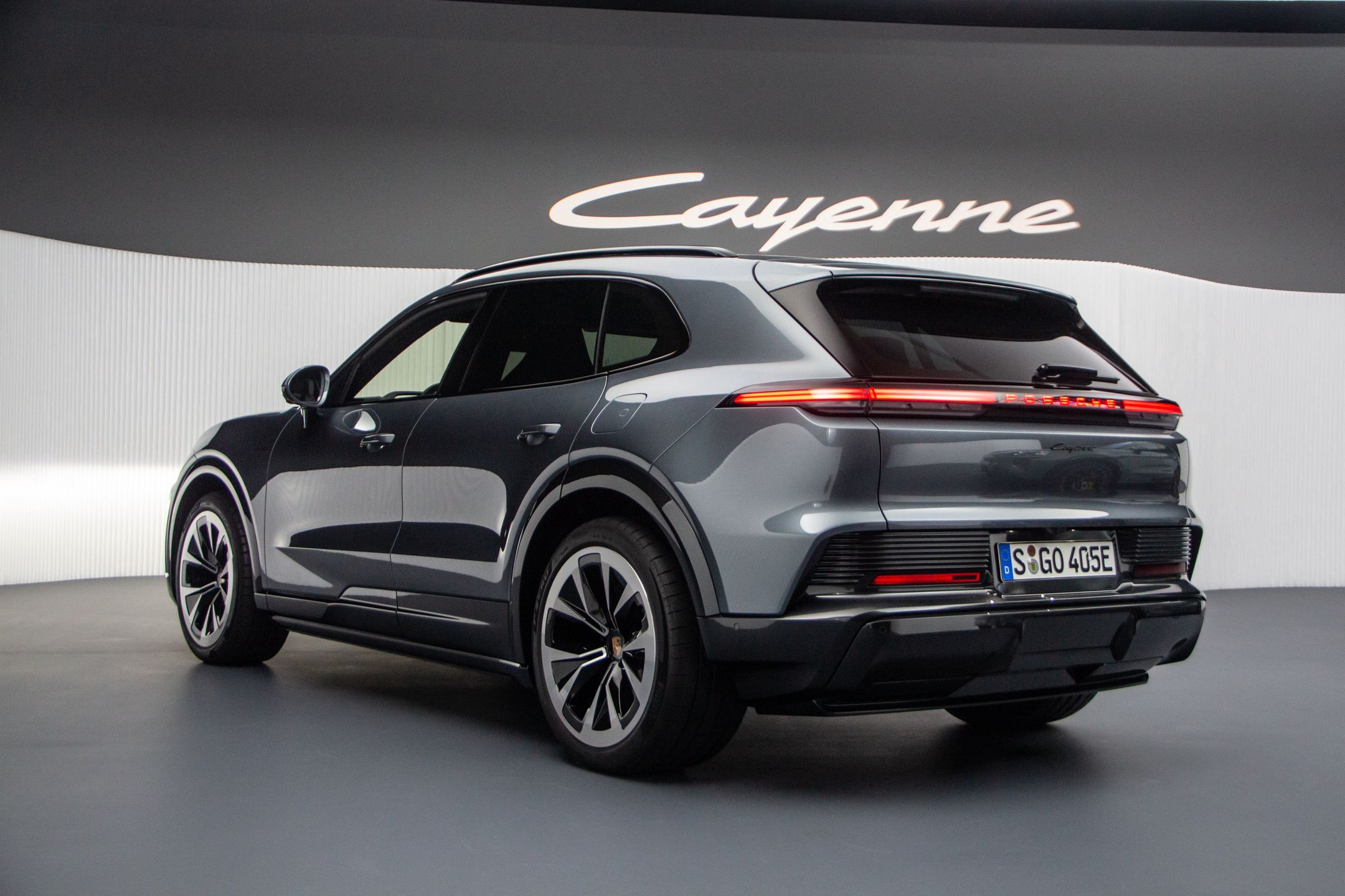 Elektryczne Porsche Cayenne