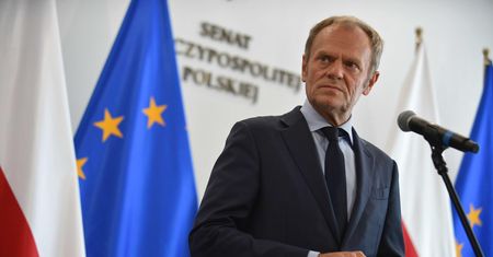 Tusk odpowiada Morawieckiemu. Mocne spięcie byłego premiera z redaktorem TVP