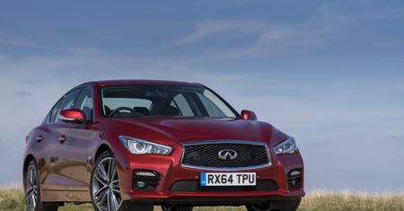 Odświeżone Infiniti Q50 z silnikiem 3.0 Twin Turbo