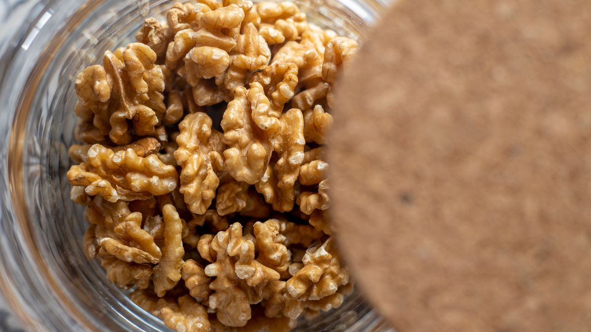 Jak przechowywać orzechy włoskie?