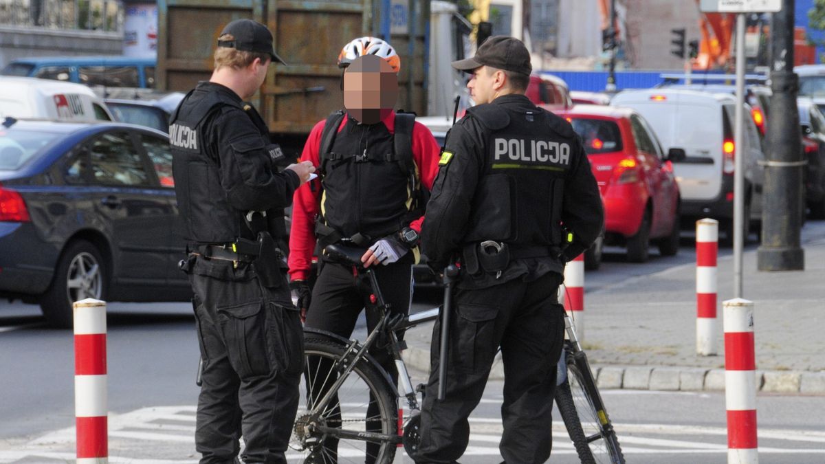 Jazda na rowerze w stanie nietrzeźwości nie jest przestępstwem. Nie oznacza to jednak braku kary