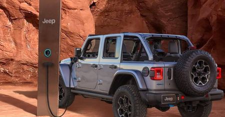 Do czego może służyć monolit z Utah? Jeep sugeruje, że to ładowarka