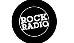 Rock Radio latem ze stałymi audycjami i „Rock Radiem na trawie”
