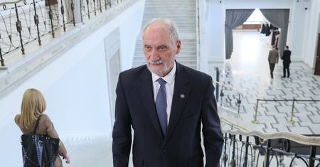 Komisja ds. wpływów. Posłanka KO: Przesłuchałabym Macierewicza