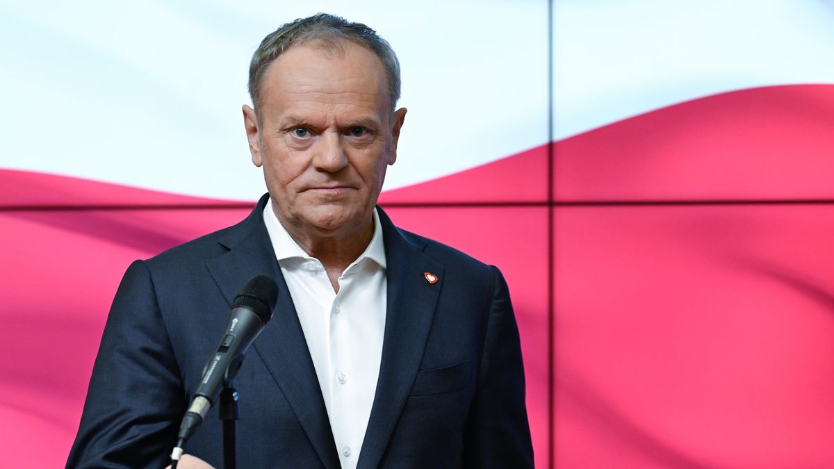 Bruksela, Belgia, 21.03.2025. Premier RP Donald Tusk podczas oświadczenia po posiedzeniu Rady Europejskiej, 21 bm. w Brukseli. (aldg) PAP/Wiktor Dąbkowski