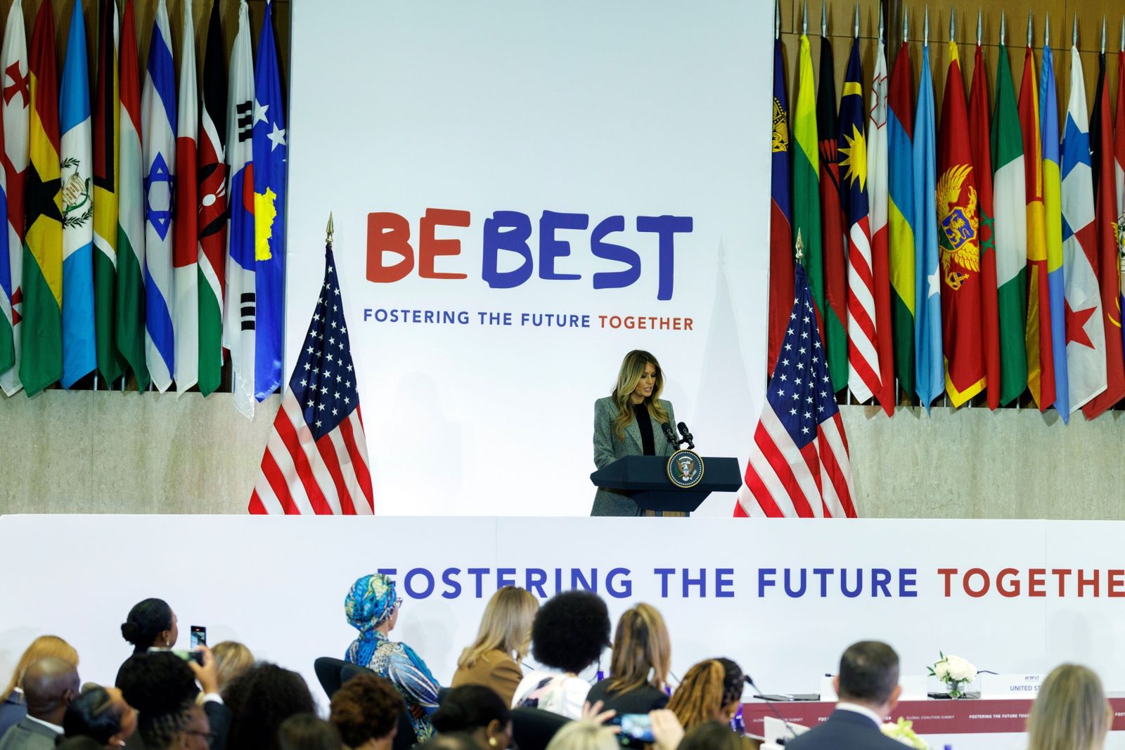 Melania Trump otworzyła szczyt. Na miejscu jest Marta Nawrocka