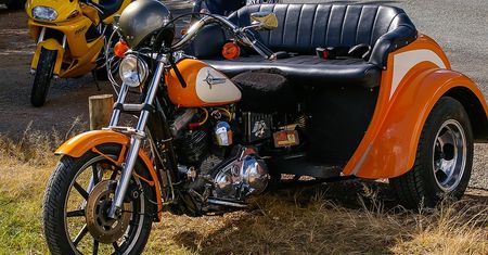 Motocykle trójkołowe na kat. B – dlaczego homologacja L5e ma znaczenie?