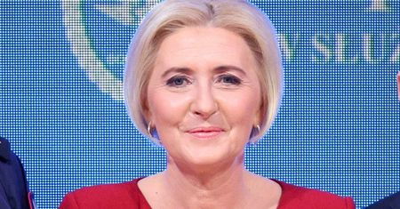 Szczyt elegancji czy wpadka? Agata Duda znów zaszalała ze strojem