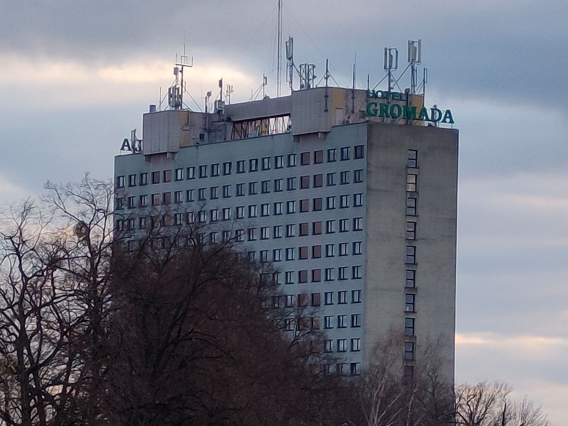 Test najtańszego smartfonu z aparatem 108 Mpix. realme 8 Pro spełnia swoje obietnice 17