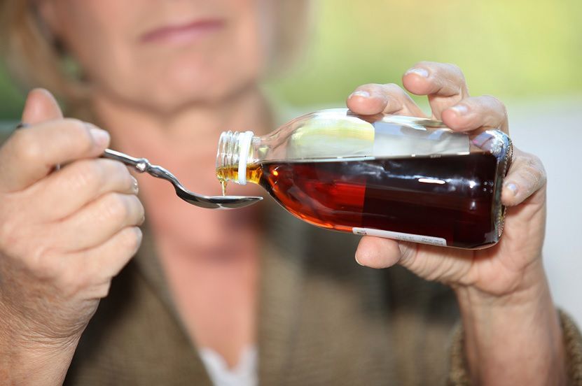 Zamiast leków na tarczycę zaczęła stosować płyn Lugola. Trafiła do szpitala z podejrzeniem udaru