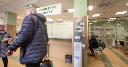 2520 zł od ZUS bez wniosku. Dodatek dostanie 130 tys. Polaków