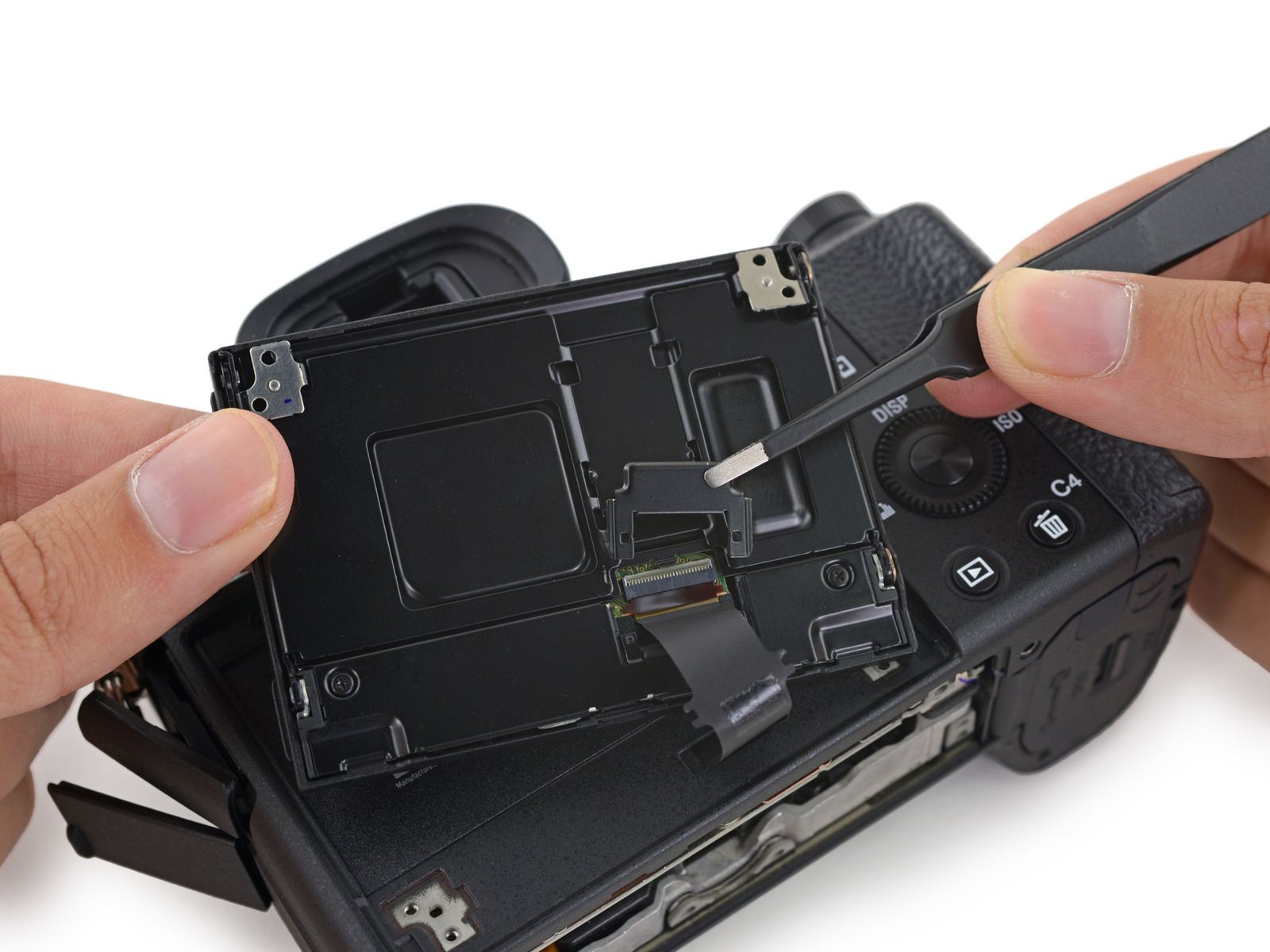 Sony A7R II – 42,4 Mpix rozebrane na części 2