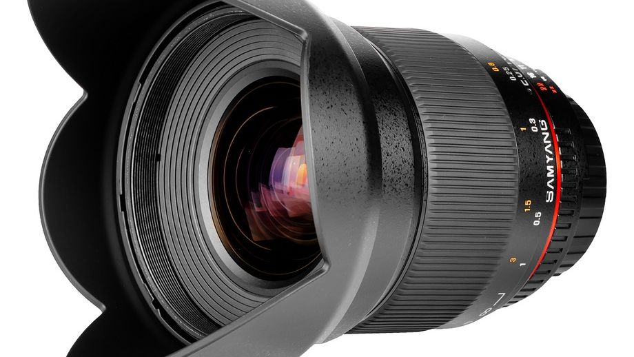 Samyang zaprezentuje pełnoklatkowe obiektywy z mocowaniem Sony E 1