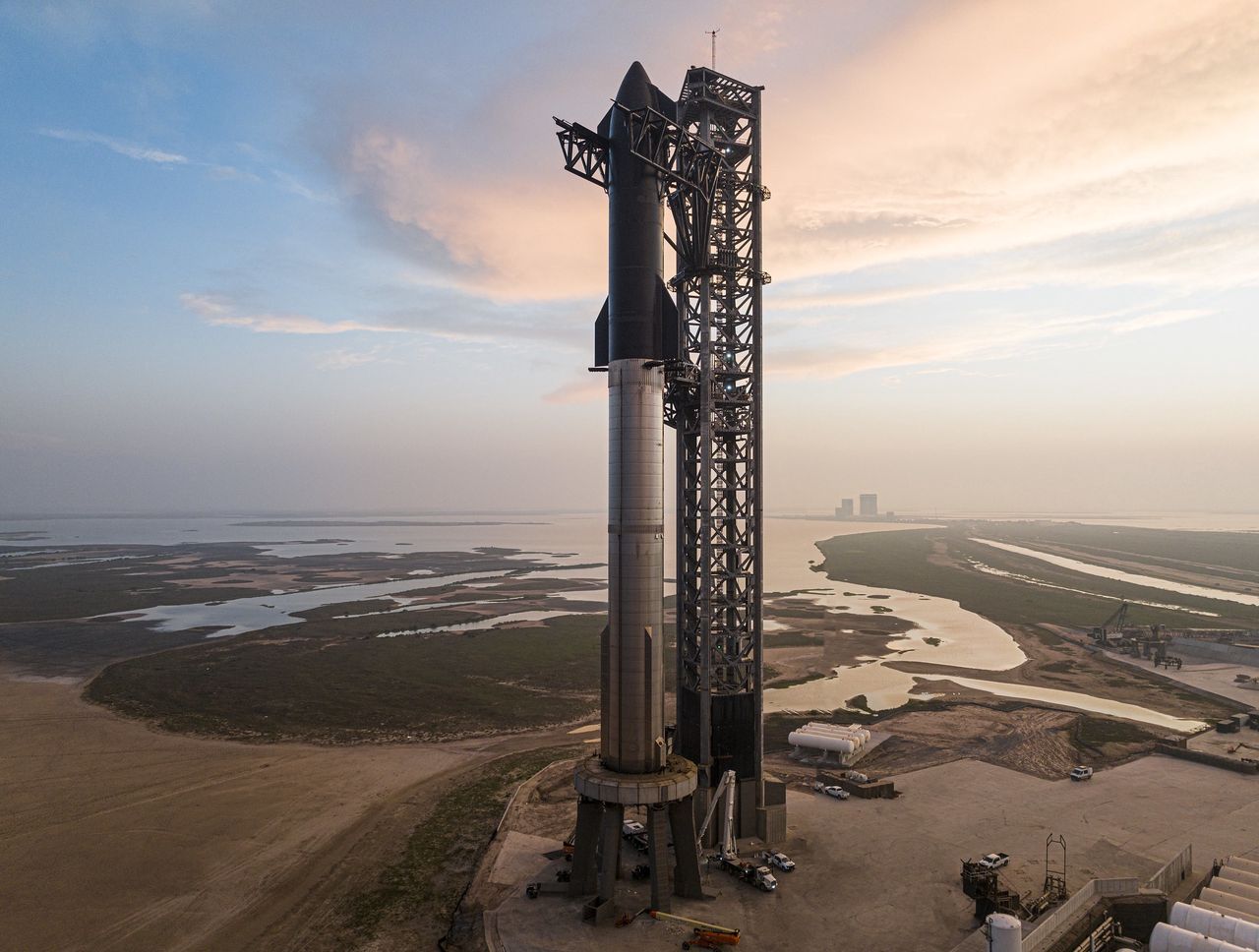 SpaceX szykuje się do startu rakiety Starship