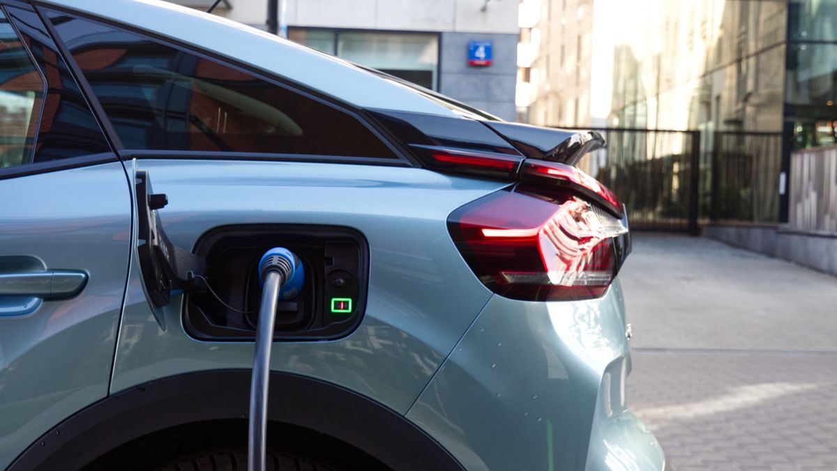 Auta elektryczne będą mogły wjeżdżać do stref czystego transportu bez opłat