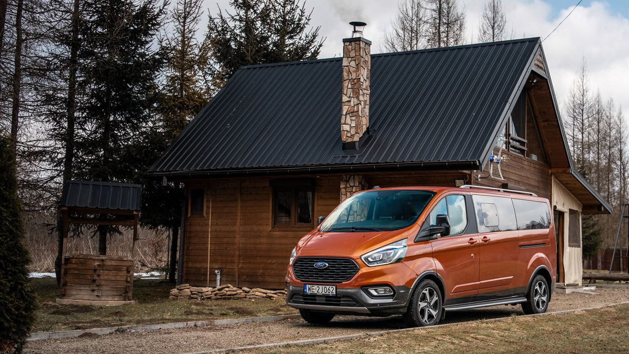 Test: Ford Tourneo Custom Active - gra pozorów została tu opanowana do perfekcji