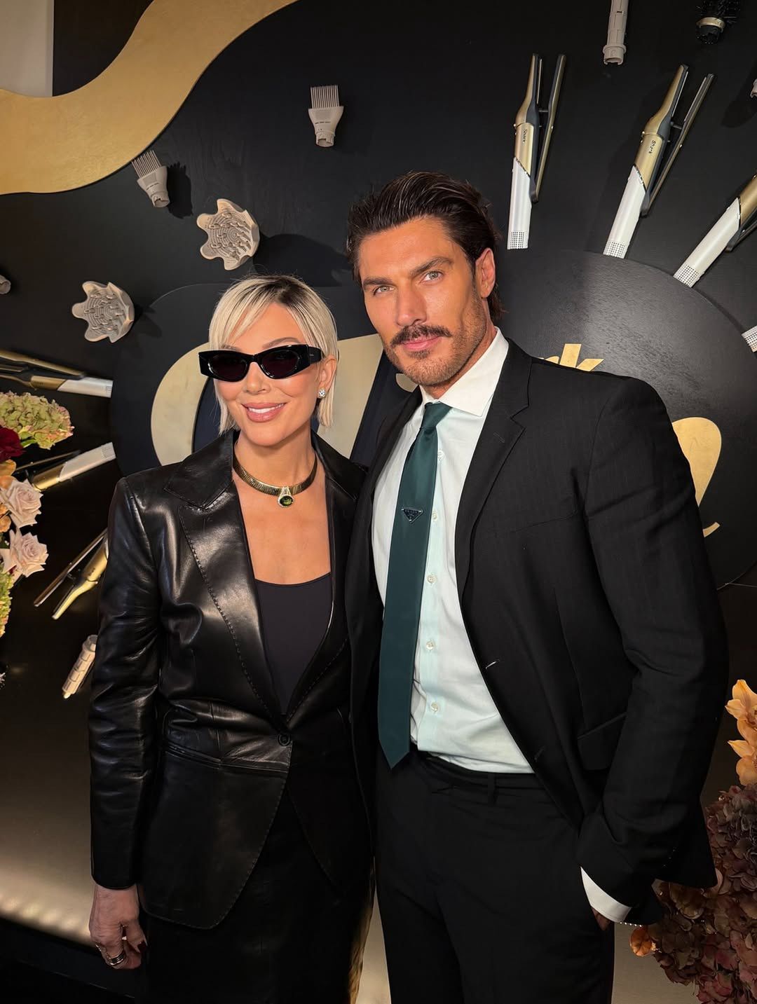 Kris Jenner w blondzie
