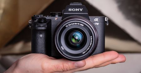 Była Minolta, jest Sony. To już 10 lat!