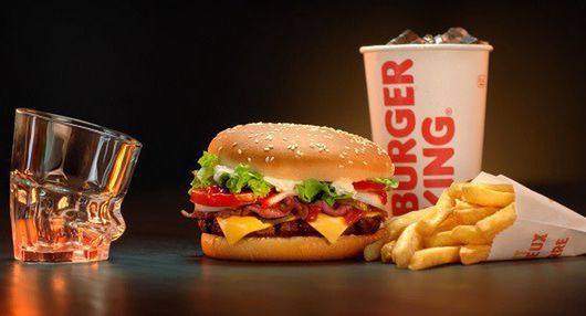 Grillowane szklanki w restauracjach Burger Kinga we Francji (wideo)