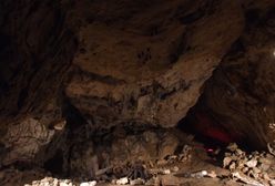 Trwa walka z czasem. Pięć osób uwięzionych w jaskini w Słowenii