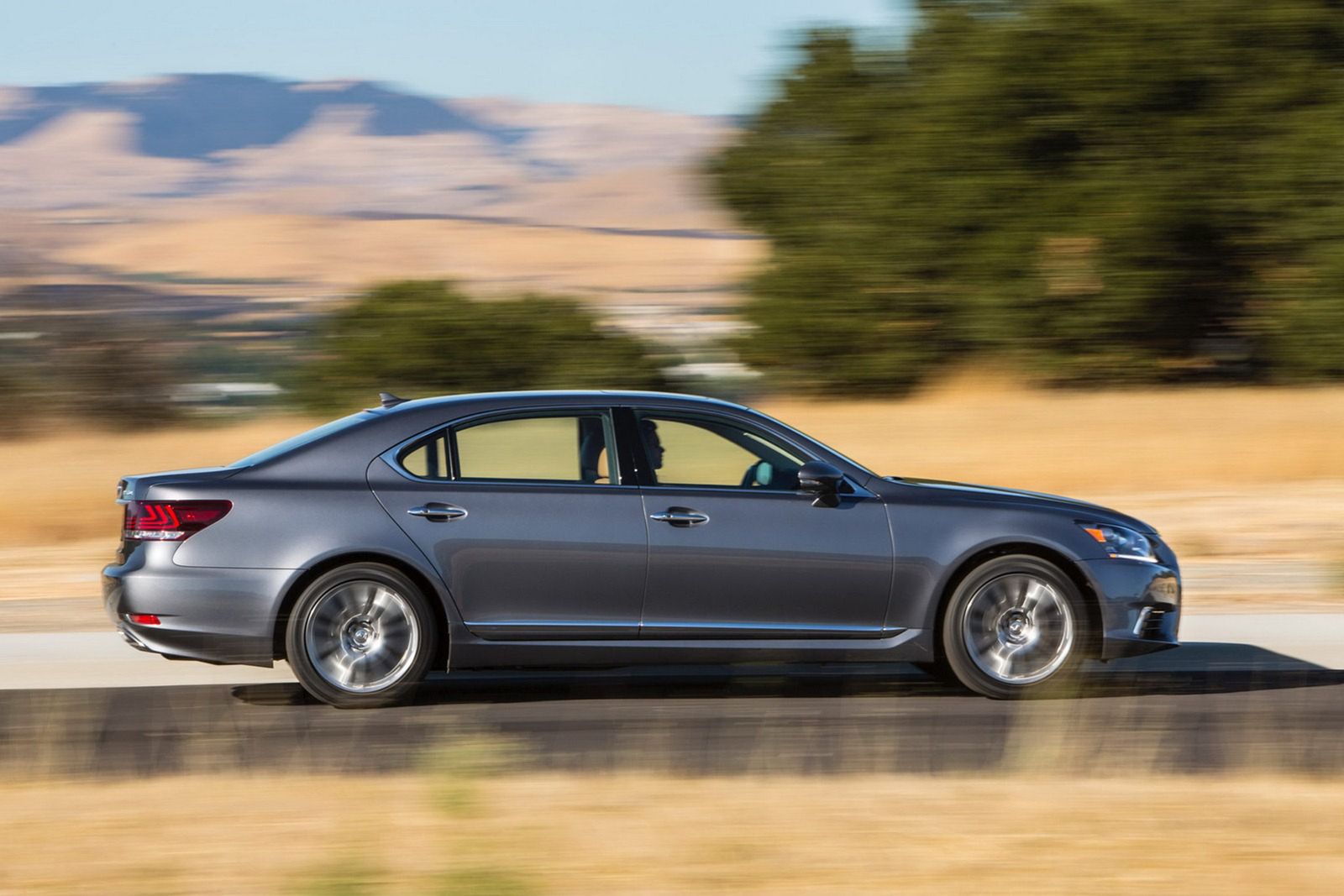 Lexus LS460, LS460 F-Sport oraz LS600h L [galeria] 12