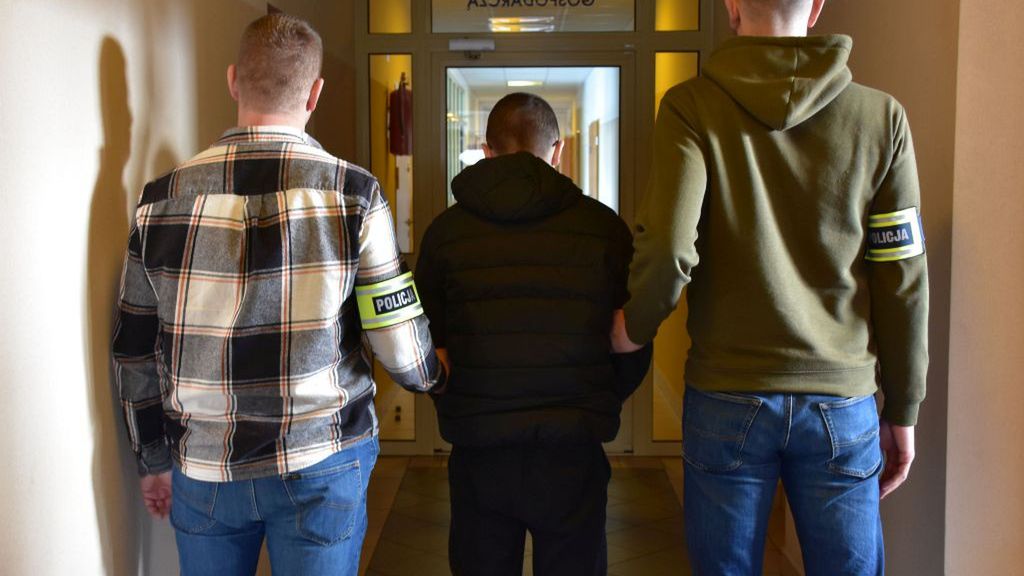 Krwawa bójka w Jarosławiu. Dwóch rannych 17-latków usłyszało zarzuty