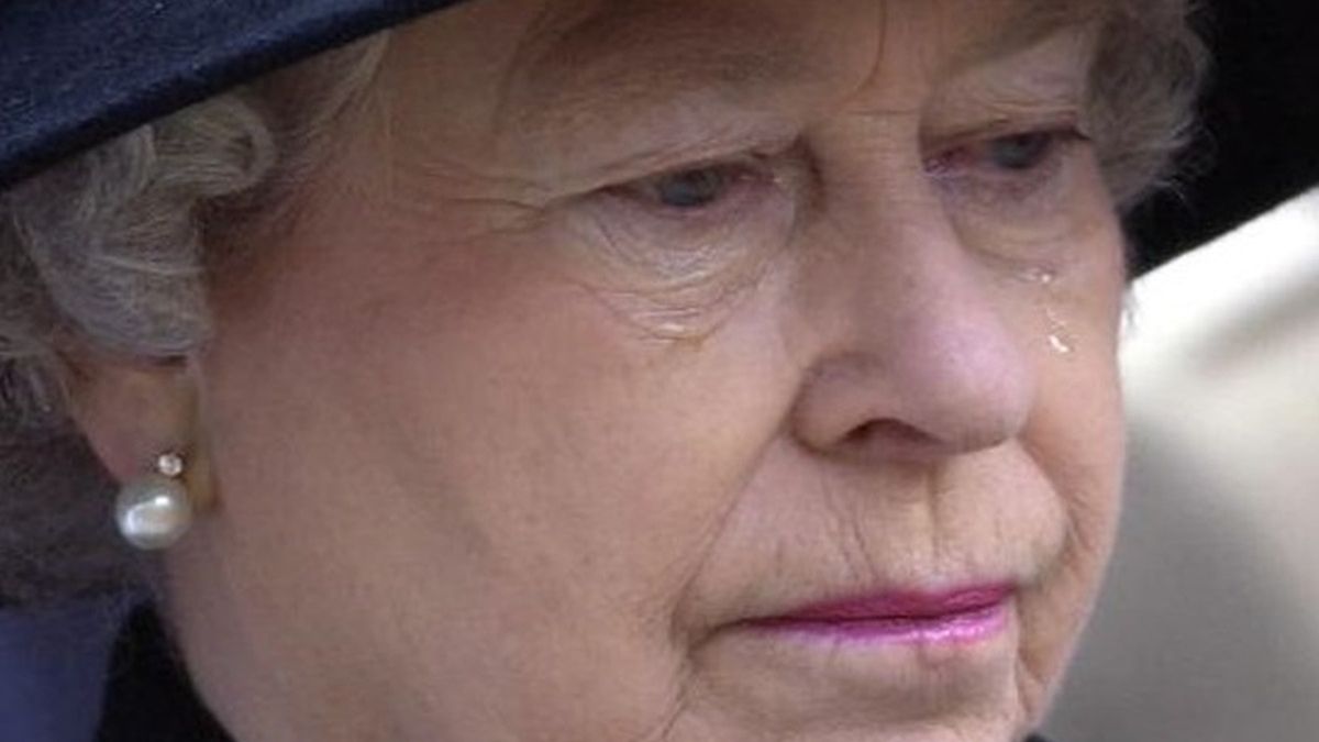 Królowa Elżbieta nie kryje, że śmierć męża jest dla niej potężnym ciosem. Monarchini wyraziła żal za księciem Filipem