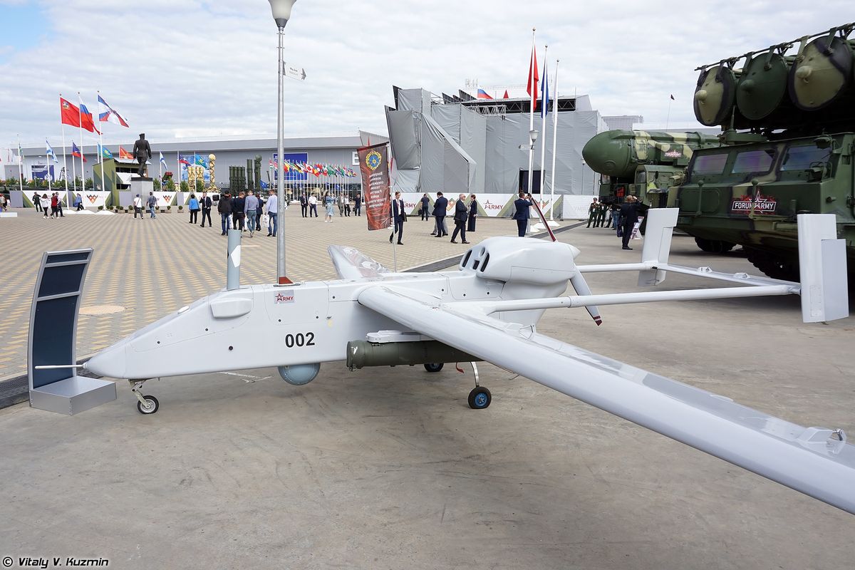 Rosyjski dron miał wlecieć w polska przestrzeń powietrzną. Na zdjęciu Forpost na targach zbrojeniowych w Rosji 