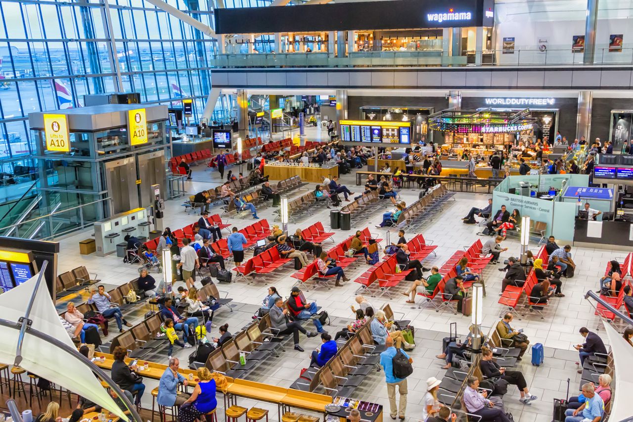 Podczas rutynowej kontroli na Heathrow wykryli uran. "Dochodzenie trwa"