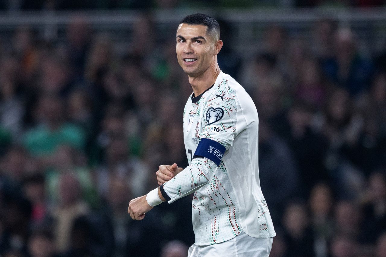 Ależ gest Cristiano Ronaldo. To podarował kolegom. "Kilka tys. euro" za szt.