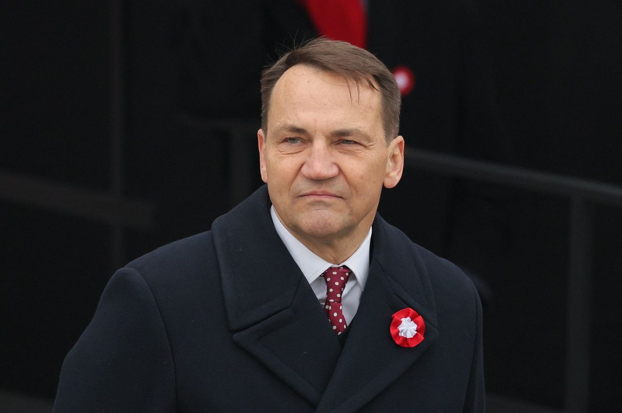 "Mam mocne papiery". Sikorski komentuje prawybory