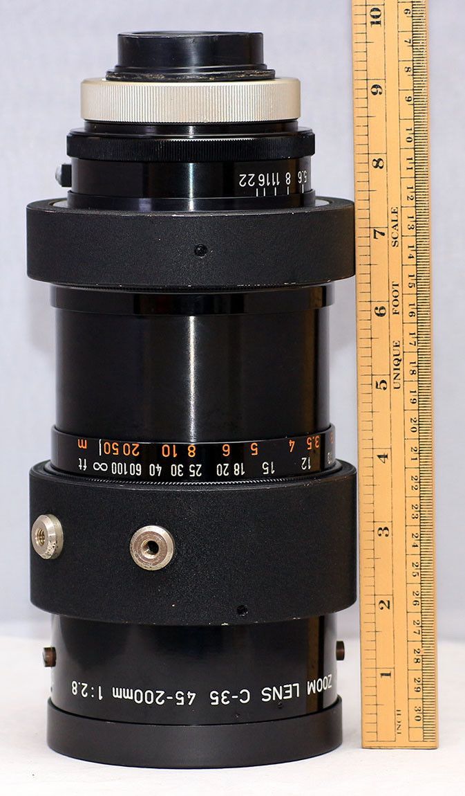 Prototyp rzadkiego obiektywu Canon 45-200 mm f/2.8 jest na sprzedaż 5