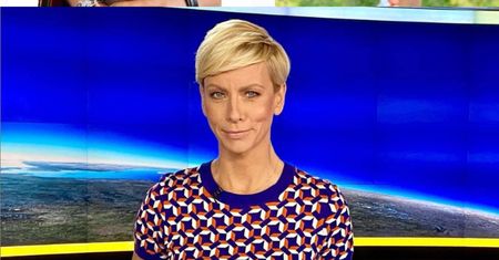 Twarz Anity Werner z bliska. Zero makijażu. W TVN tego nie widać