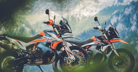 Zadebiutował nowy KTM 890 Adventure R i limitowany 890 Adventure Rally