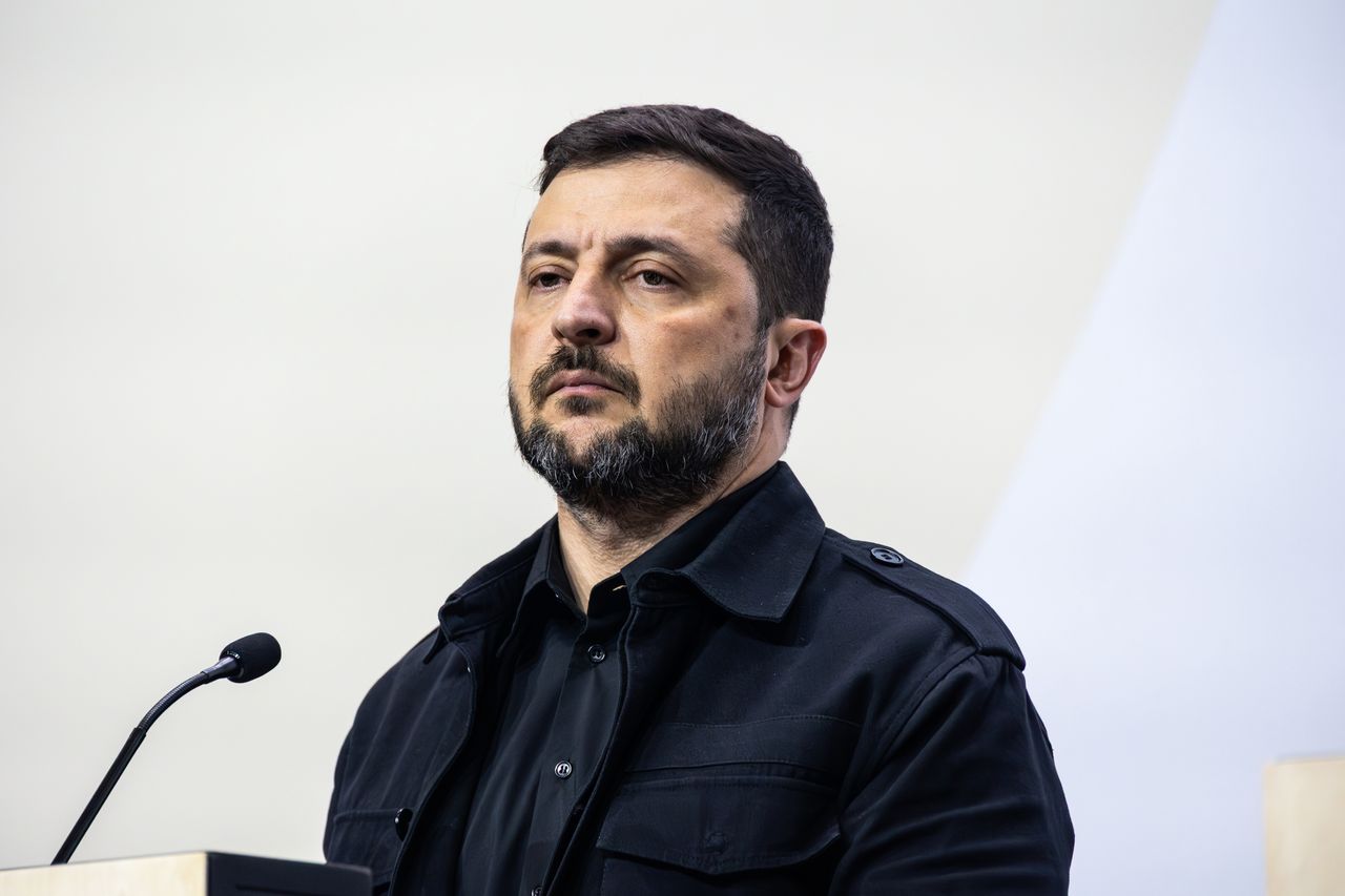 Zełenski: Rosja stosuje taktykę podwójnego terroru