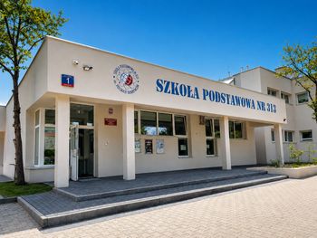 Ośmiolatek nie chciał oddać nożyczek. Szkoła wezwała policję