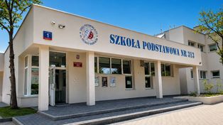 Ośmiolatek nie chciał oddać nożyczek. Szkoła wezwała policję